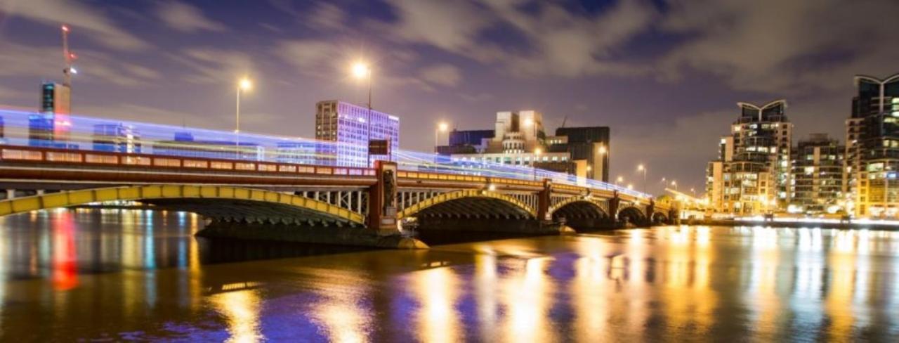Apartament 2 Bedroom Us Embassy Eye And Riverside View Panoramic Balcony Londra