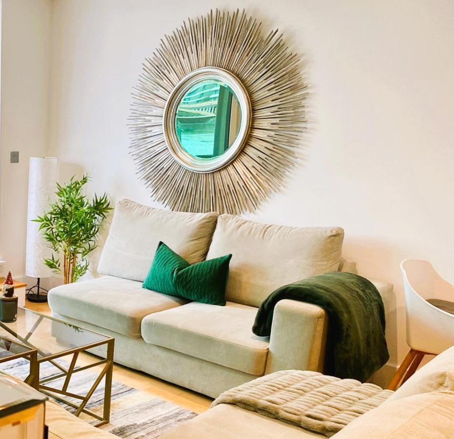 2 Bedroom Us Embassy Eye And Riverside View Panoramic Balcony * Londra