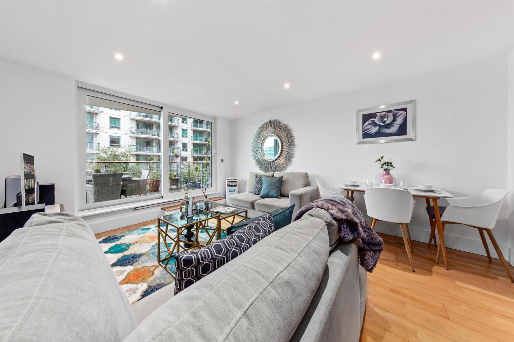 2 Bedroom Us Embassy Eye And Riverside View Panoramic Balcony * Londra